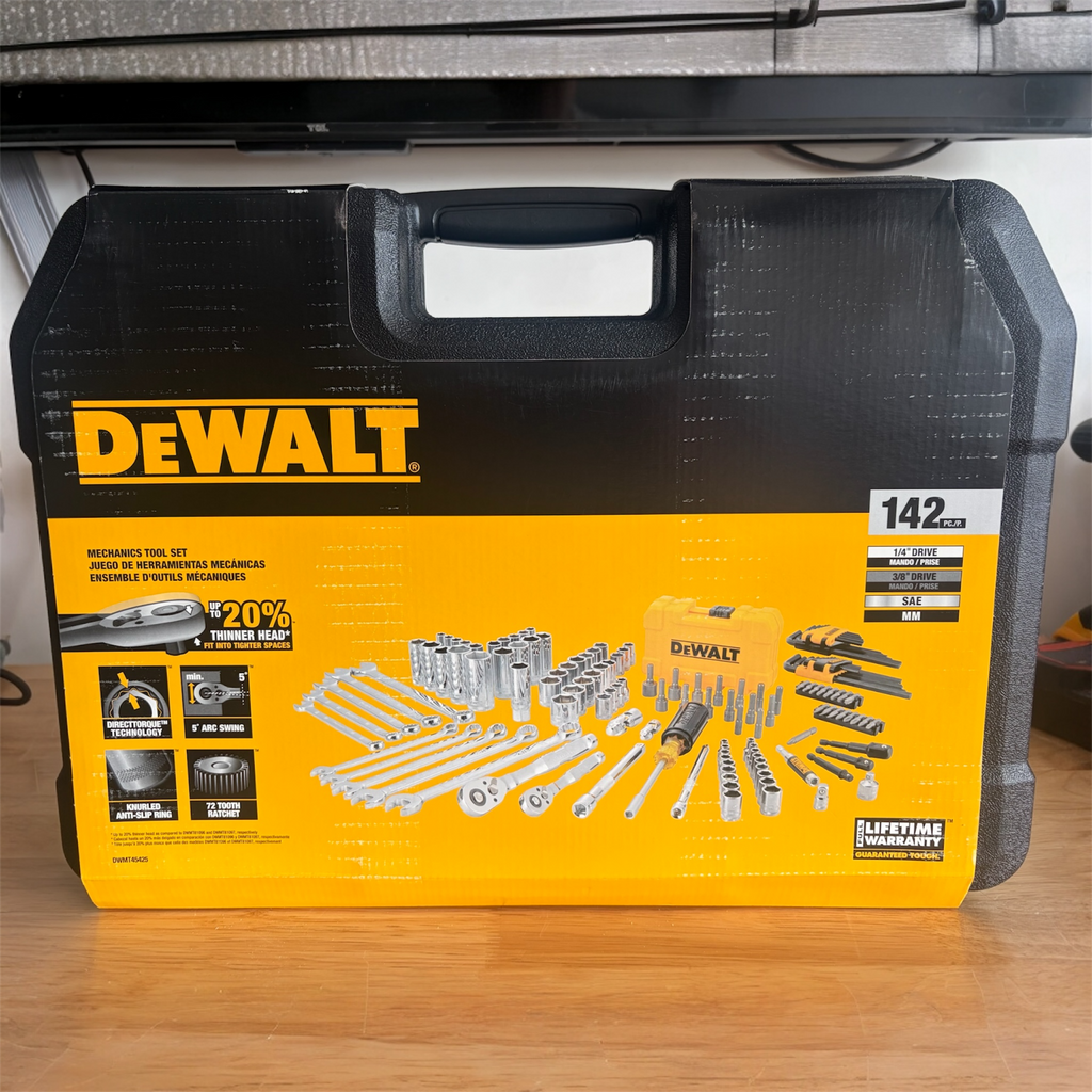 Dewalt 142-Piece 1/4 in. and 3/8 in. Drive SAE and Metric Mechanics Tool Set with Carrier
