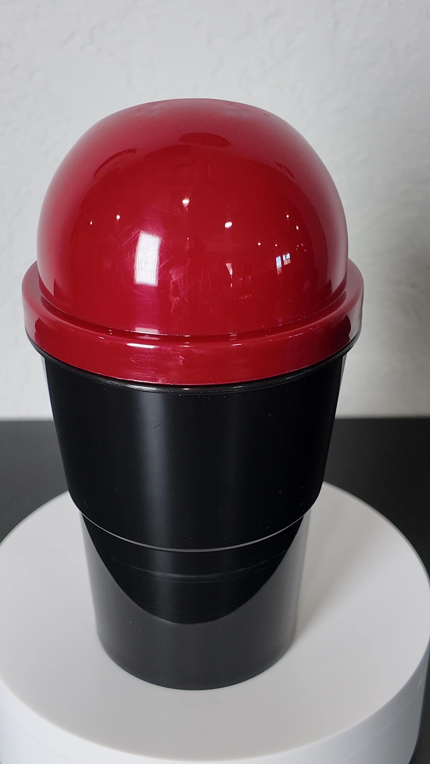 Buc-ee's Auto Trash Can