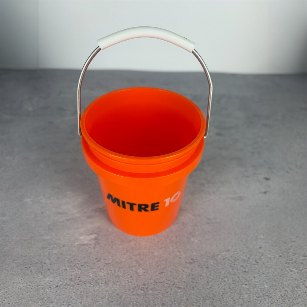 Mitre 10 Mini Bucket