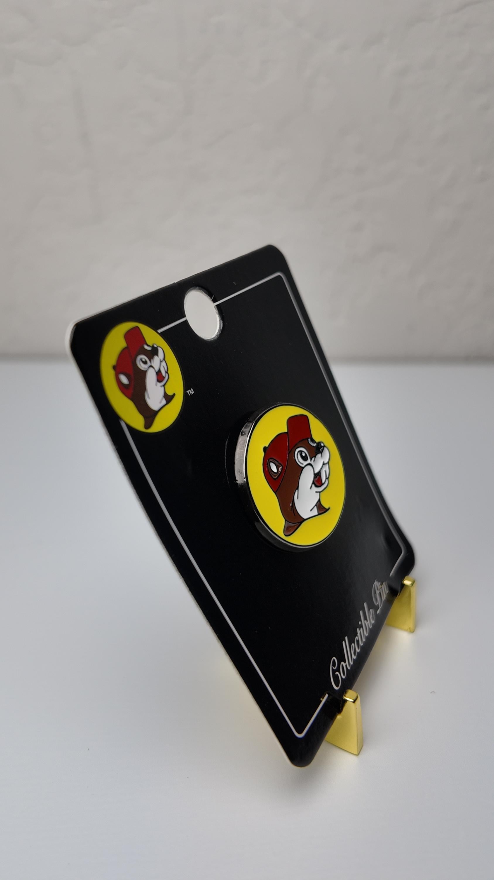 Buc-ee's Collectable Pin Set