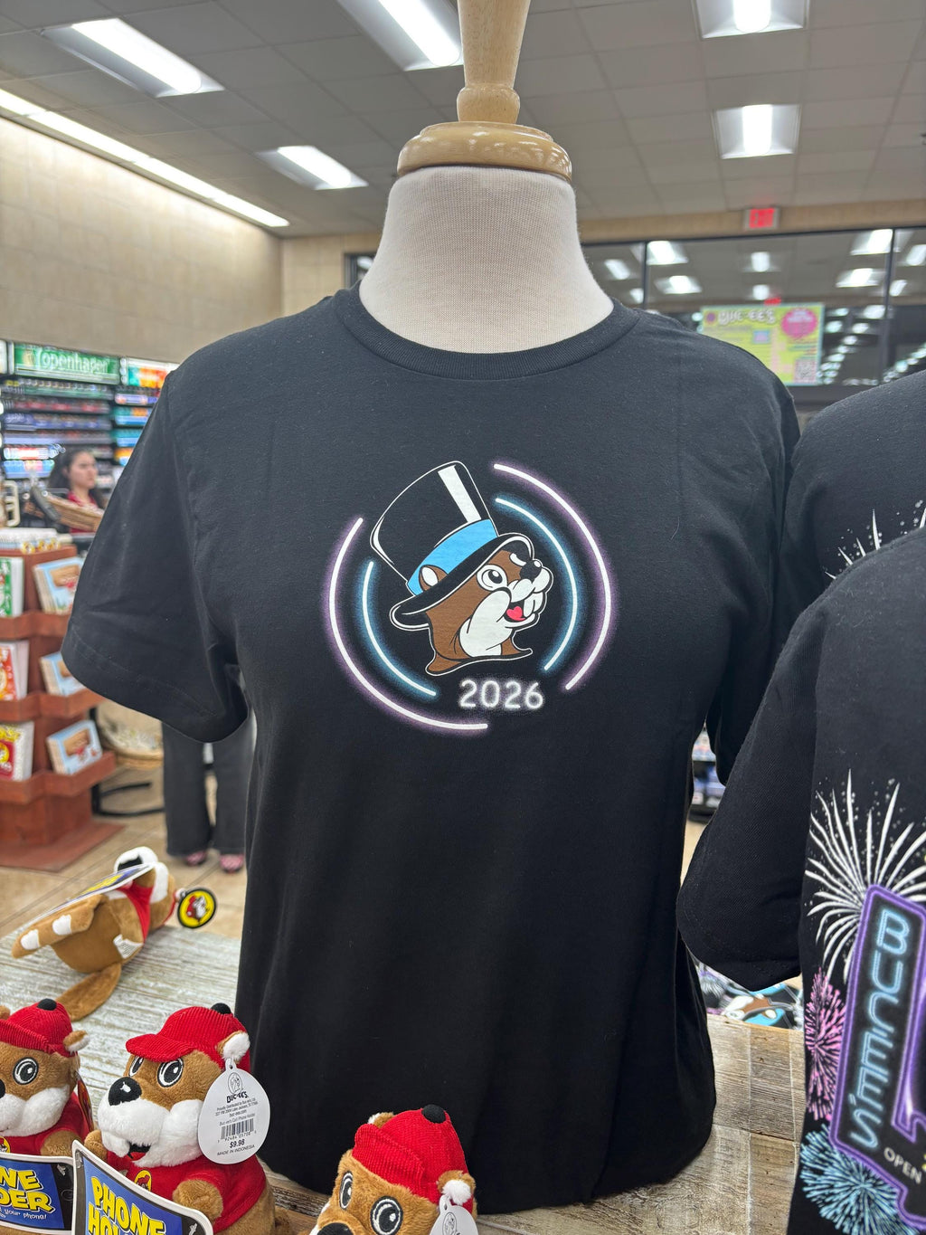 Buc-ee's 2026 Happy New Year Glows in the Dark T-Shirt