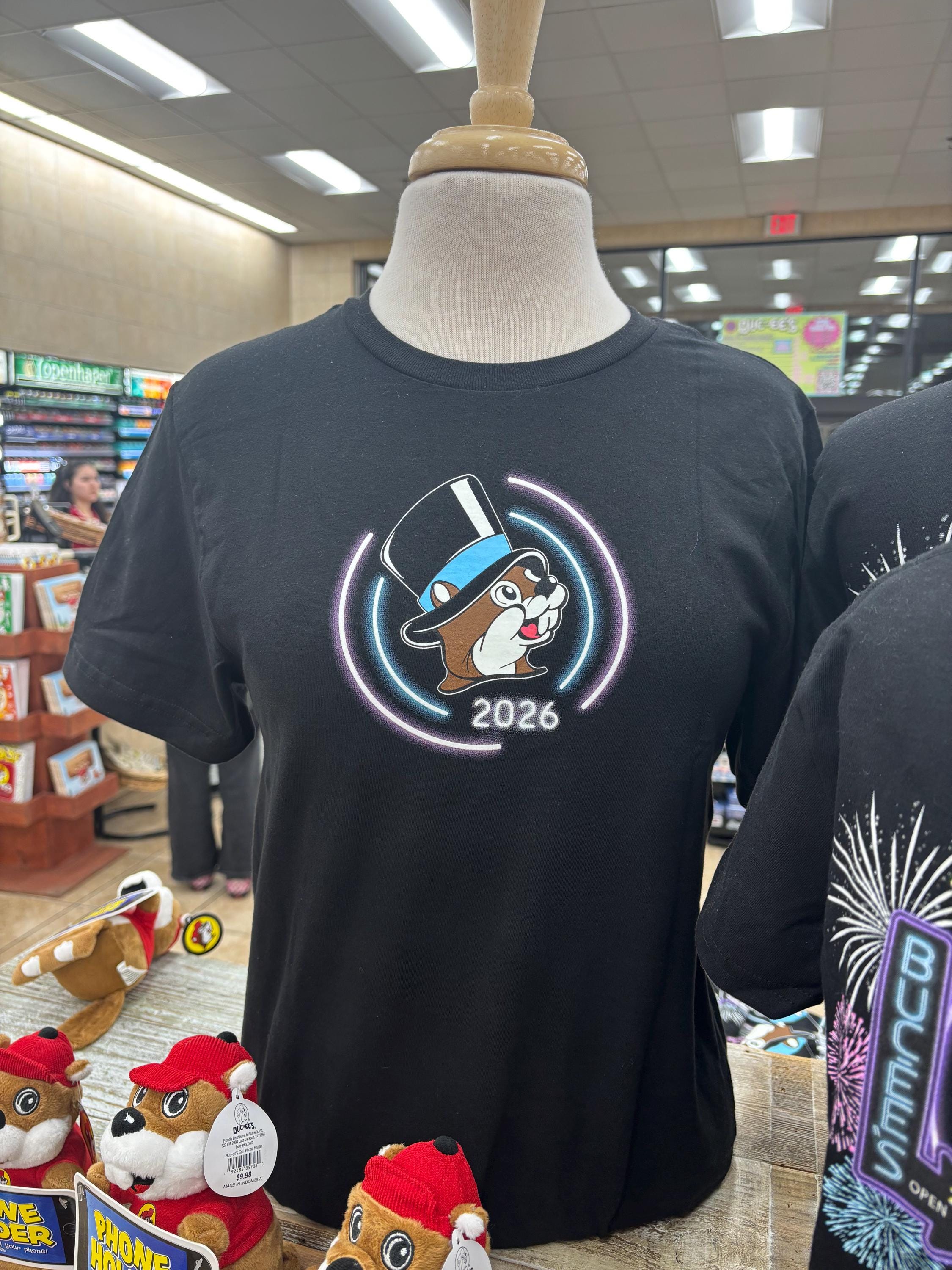 Buc-ee's 2026 Happy New Year Glows in the Dark T-Shirt