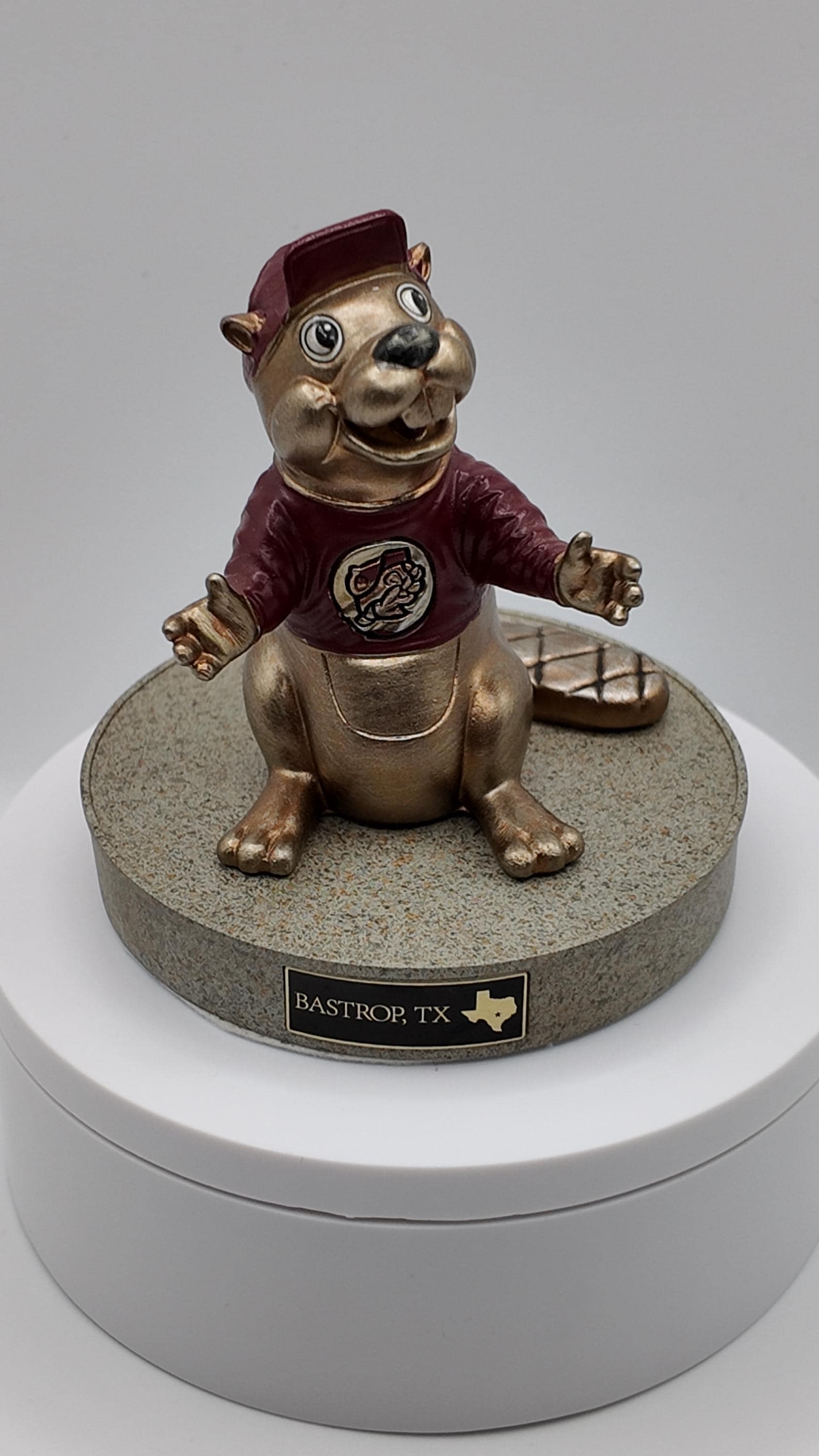 Miniature Statue – Decorative Figurine Collectible