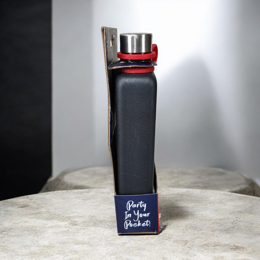 Buc-ee's Playing Card Highline Flask 9 oz