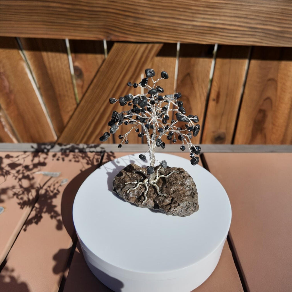 Lava Chip Wire Tree #2516