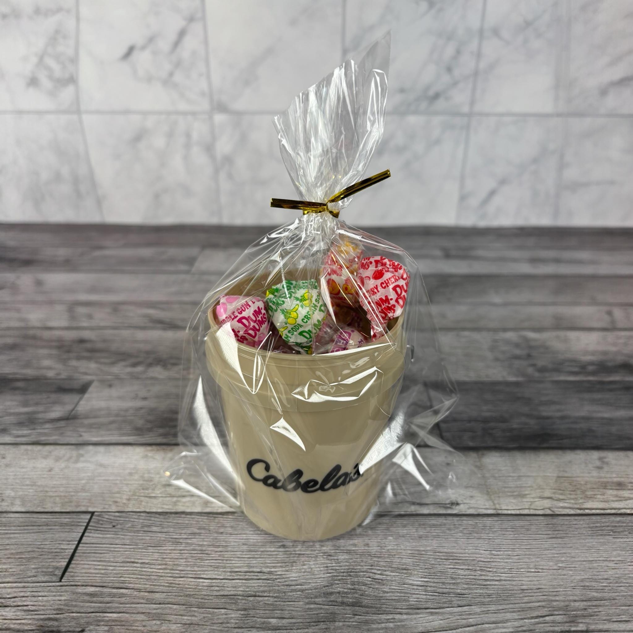 Cabela’s Mini Bucket Peppermint Lollipop Gift Basket