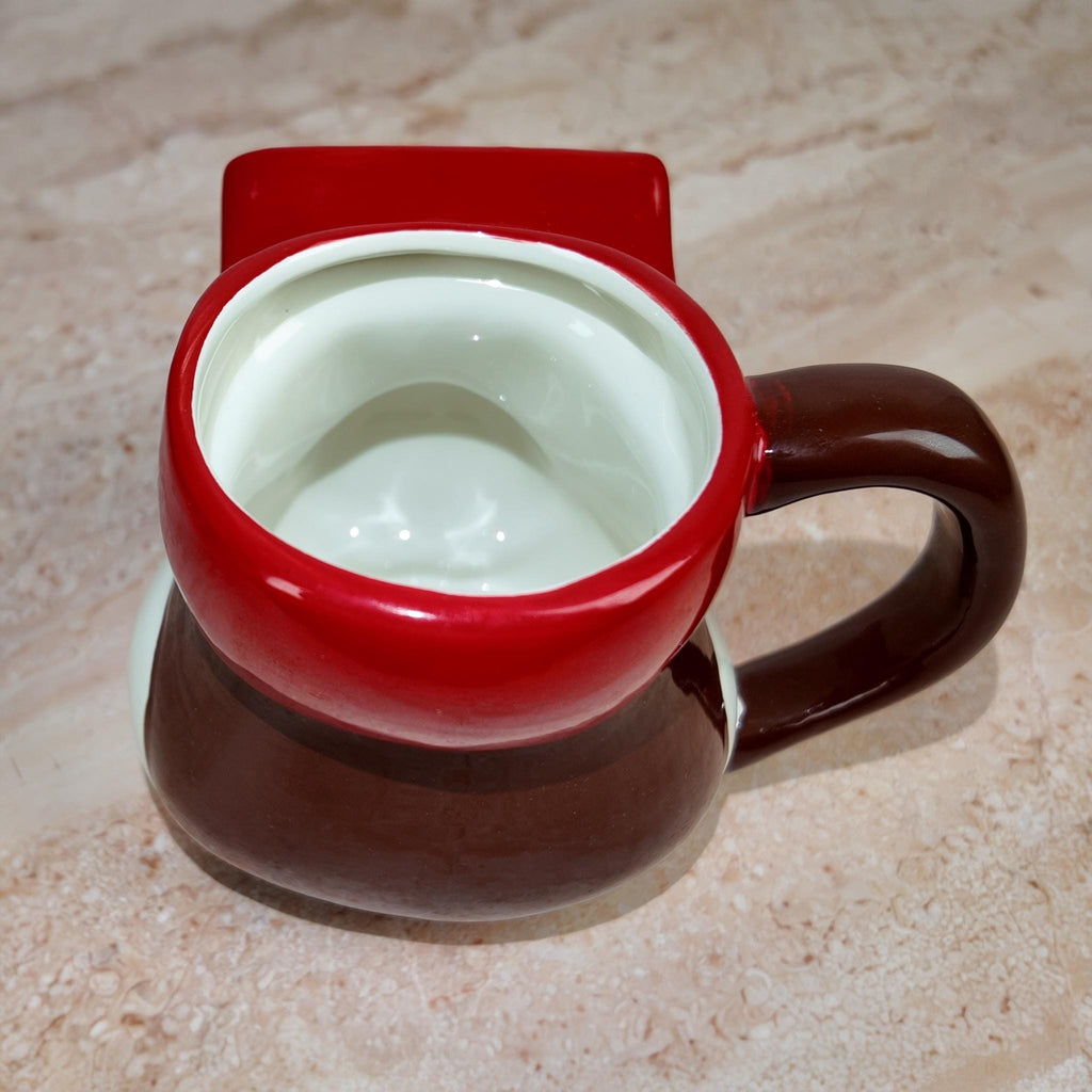 Taste of Texas Coffee Gift Basket: Buc-ee's Mug, H-E-B Coffee & Bauducco Wafers #2602