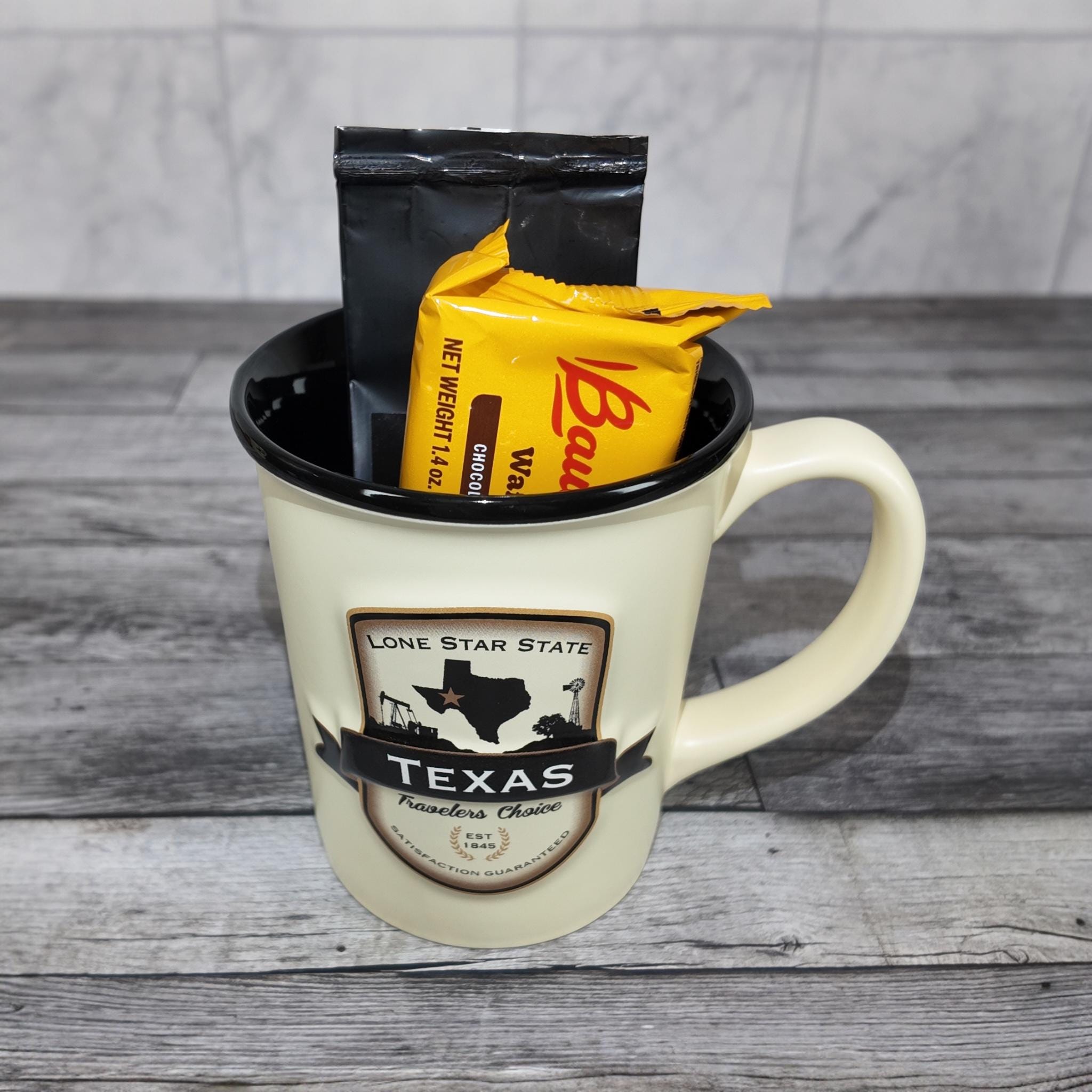 Texas Emblem Coffee Mug Gift Set (HEB Coffee & Bauducco Wafer)
