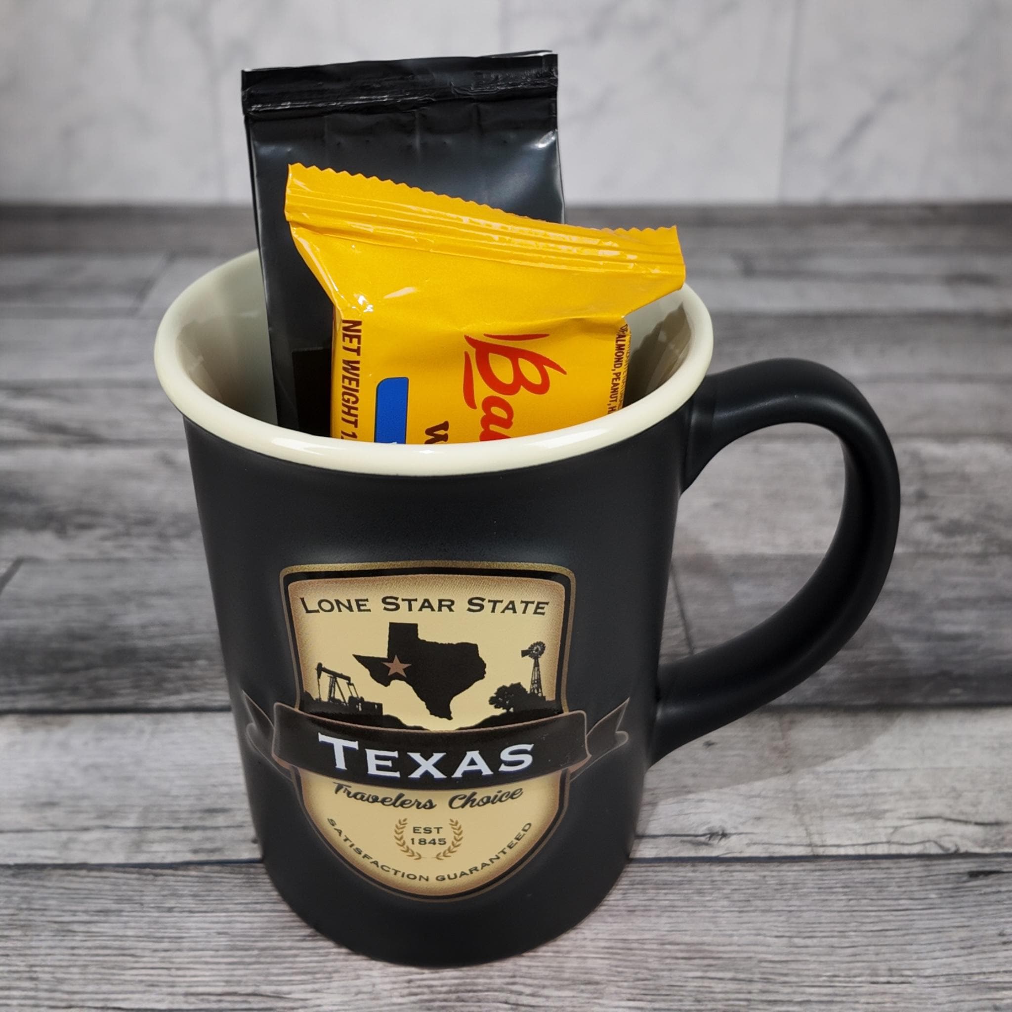 Texas Emblem Coffee Mug Gift Set (HEB Coffee & Bauducco Wafer)