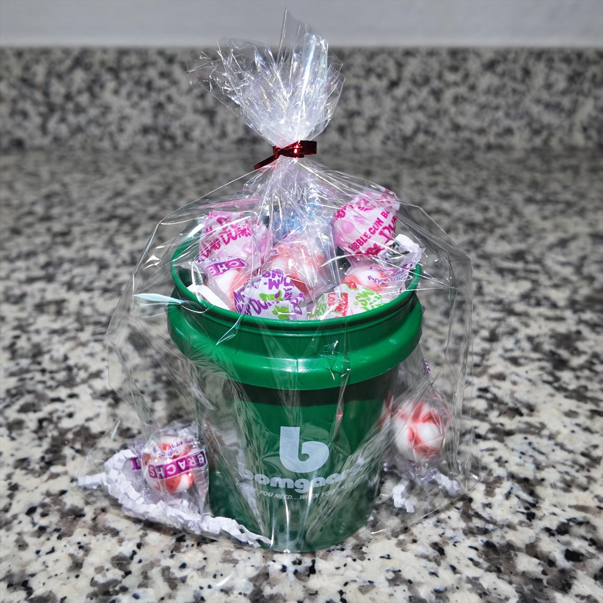 White or Green Mini Bucket Candy Gift Basket Set