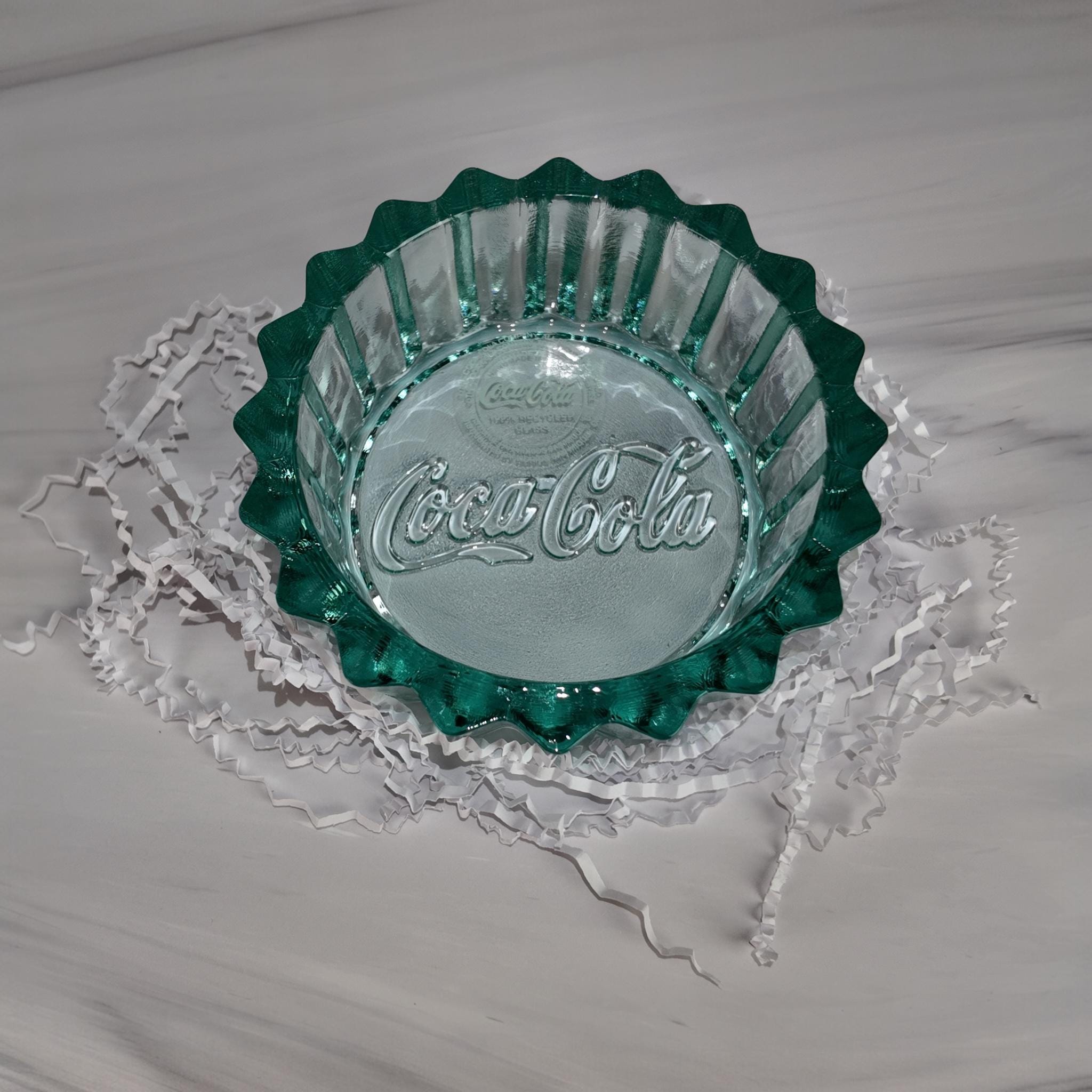 Recycled Glass Bottle Cap Snack Bowl Gift Set – Peanuts, Textured Retro Design