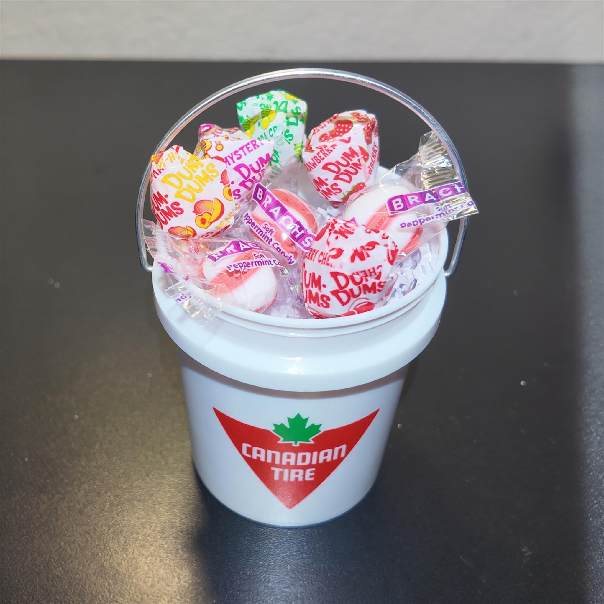 White Mini Bucket Candy Gift Basket Set