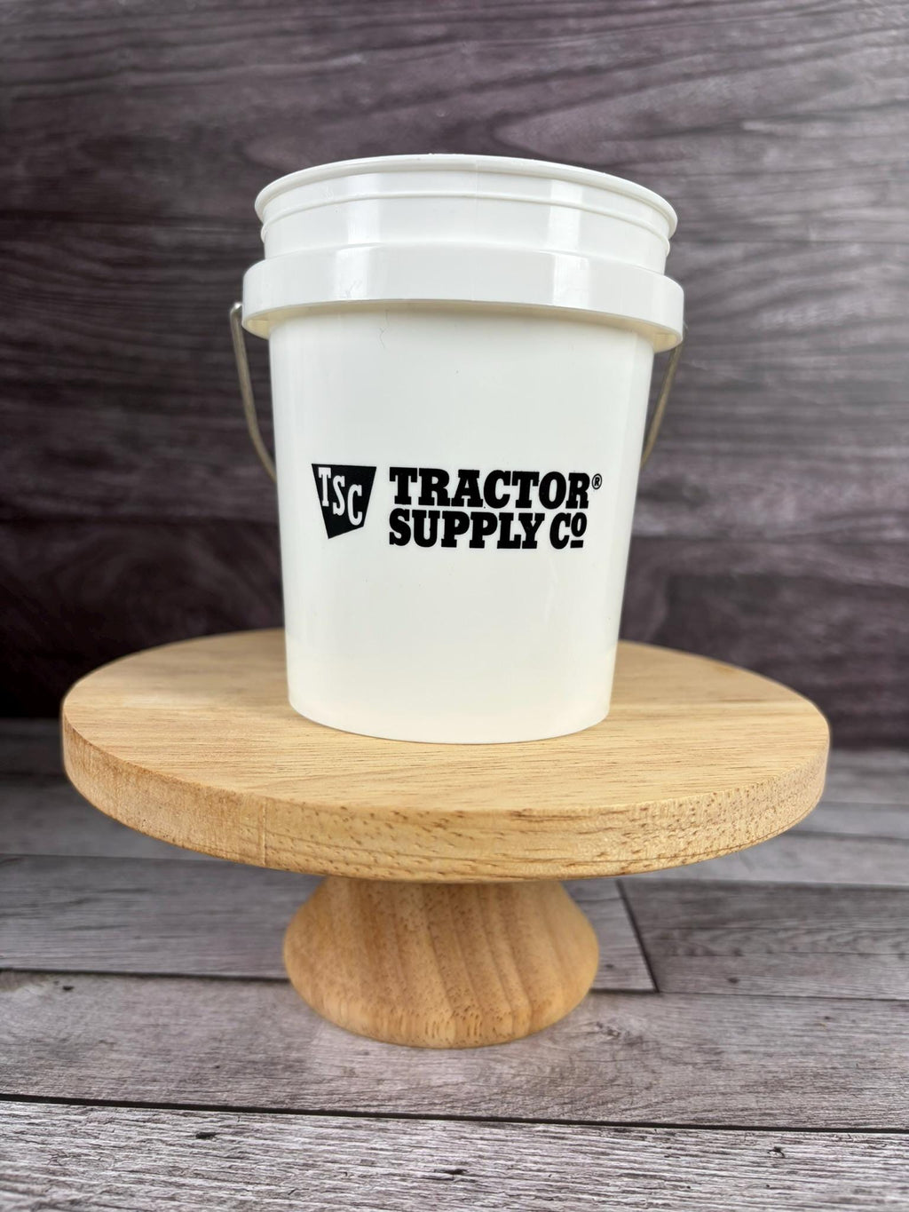 Country Living Gift Set – Farm-Themed Bundle