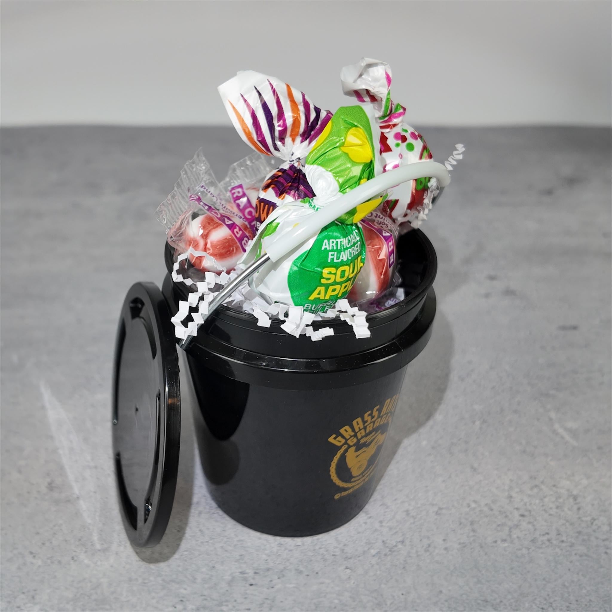 Black Mini Bucket Candy Gift Basket Set with Lid