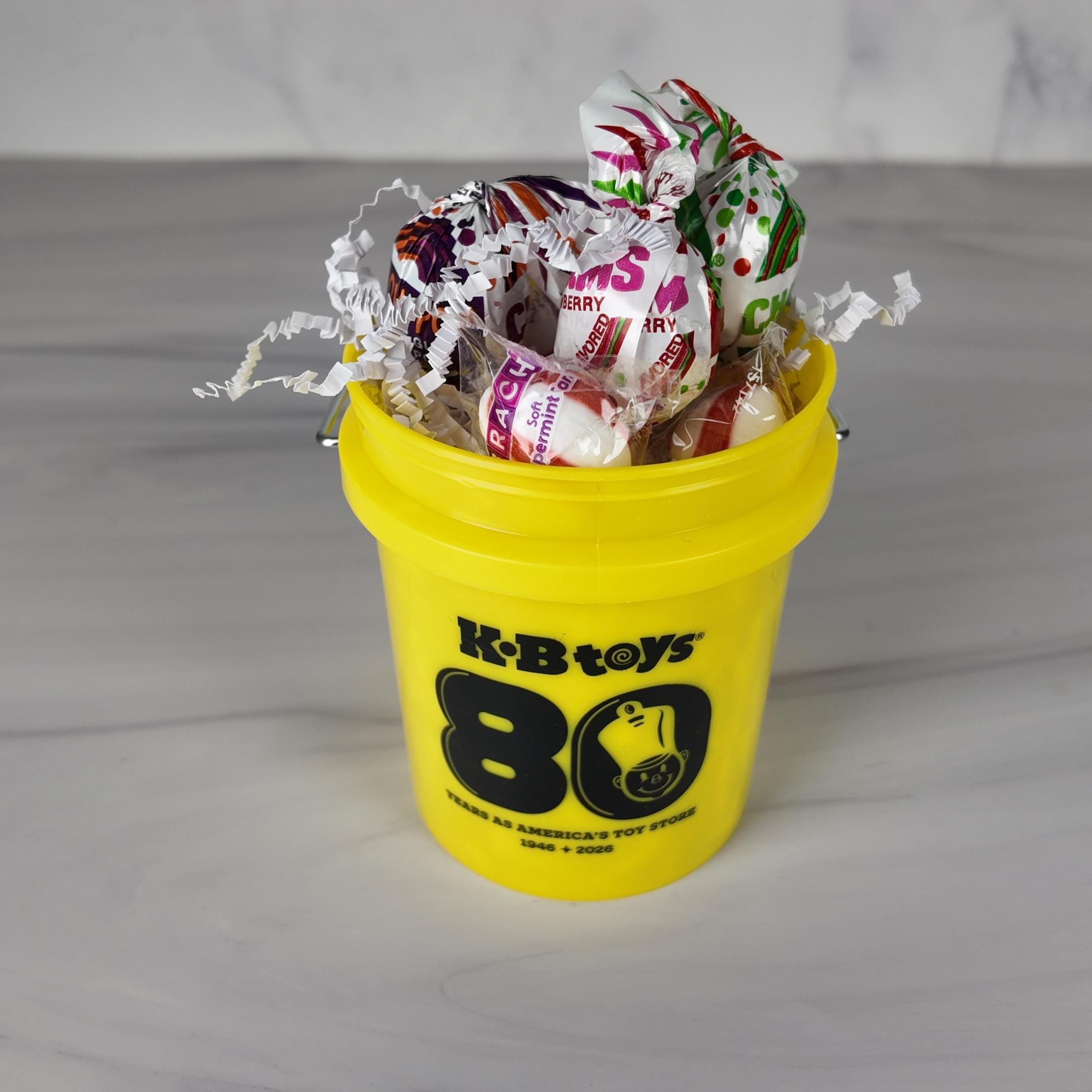 Collectible Mini Bucket Gift Basket – Gold-Yellow (KB)