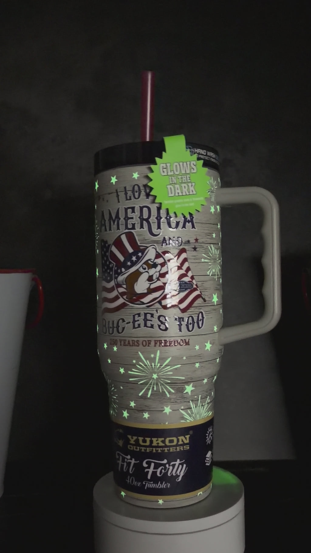 Buc-ee's Yukon Outfitters 40 oz Patriotic Tumbler – Limited Edition 4th of July Insulated Drinkware
